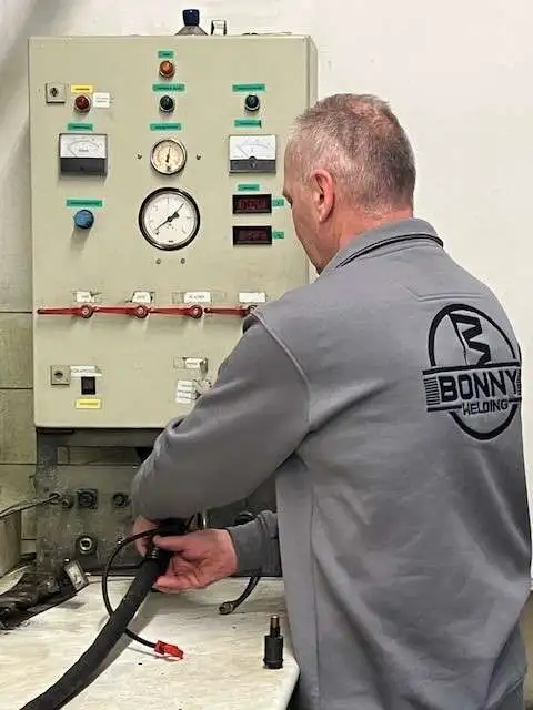 pisztoly szerviz kép